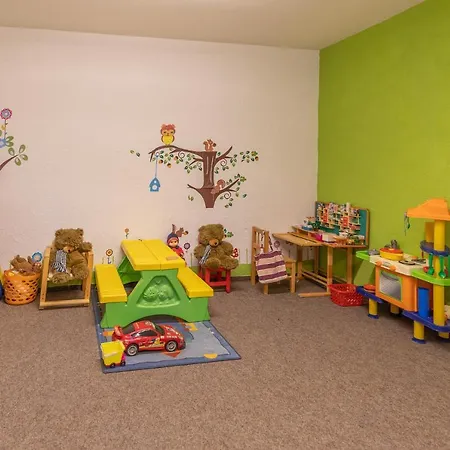 Behrens Apartment *